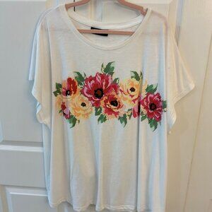 Lane Bryant White T-shirt with a Floral Stripe in plus size 26/28